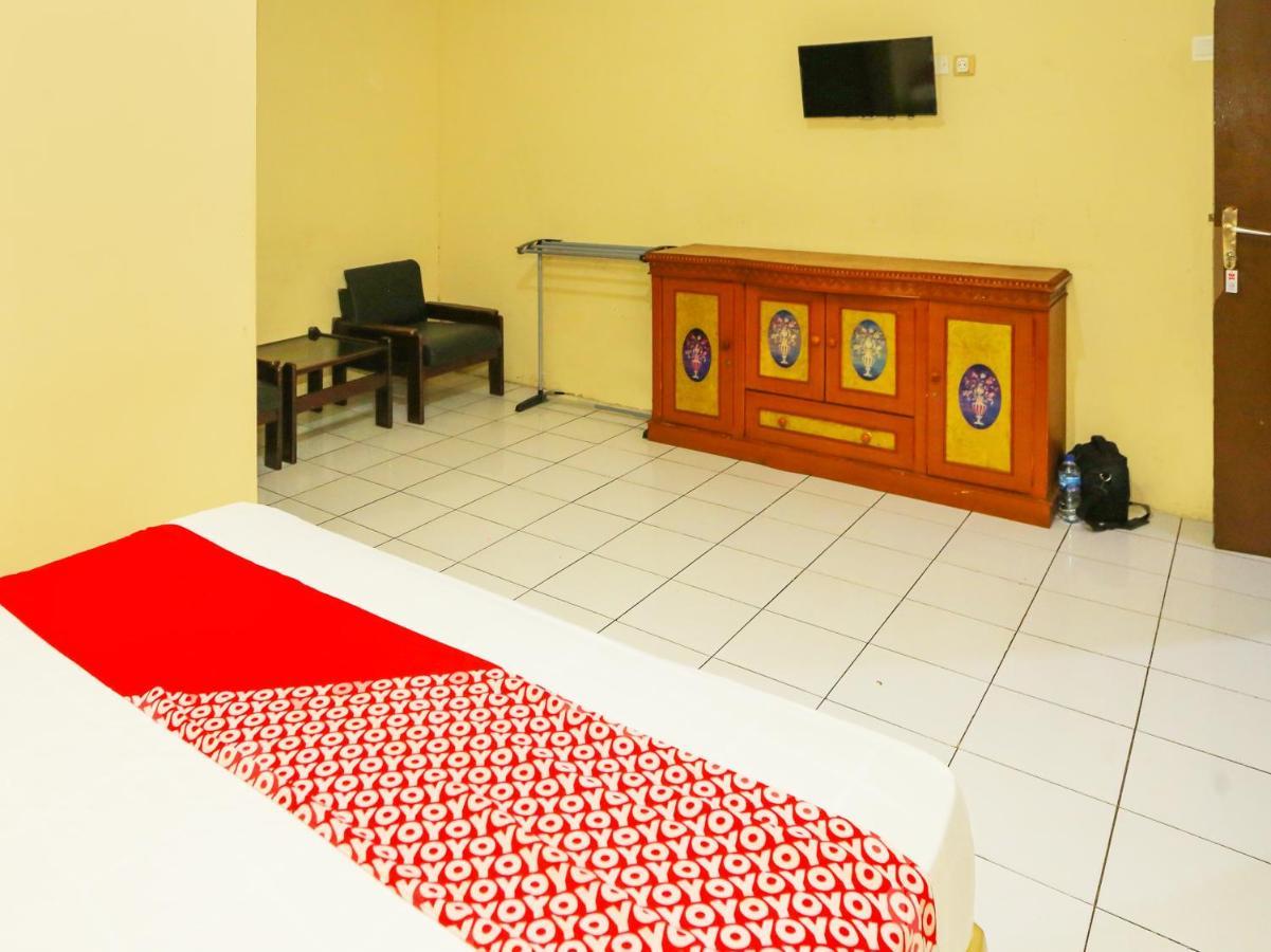 בוגור Oyo 93136 Hotel Santo Djaya 2 מראה חיצוני תמונה