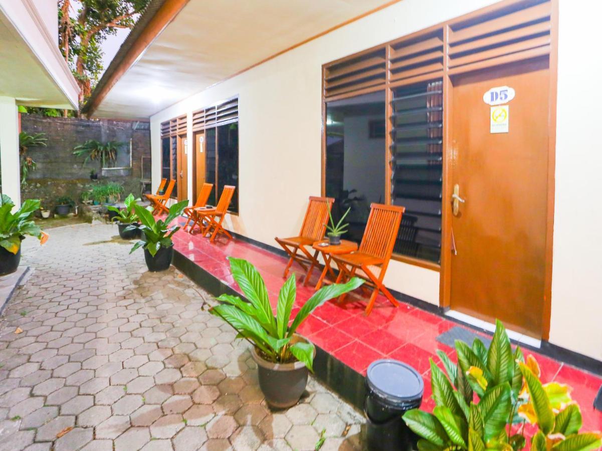 בוגור Oyo 93136 Hotel Santo Djaya 2 מראה חיצוני תמונה