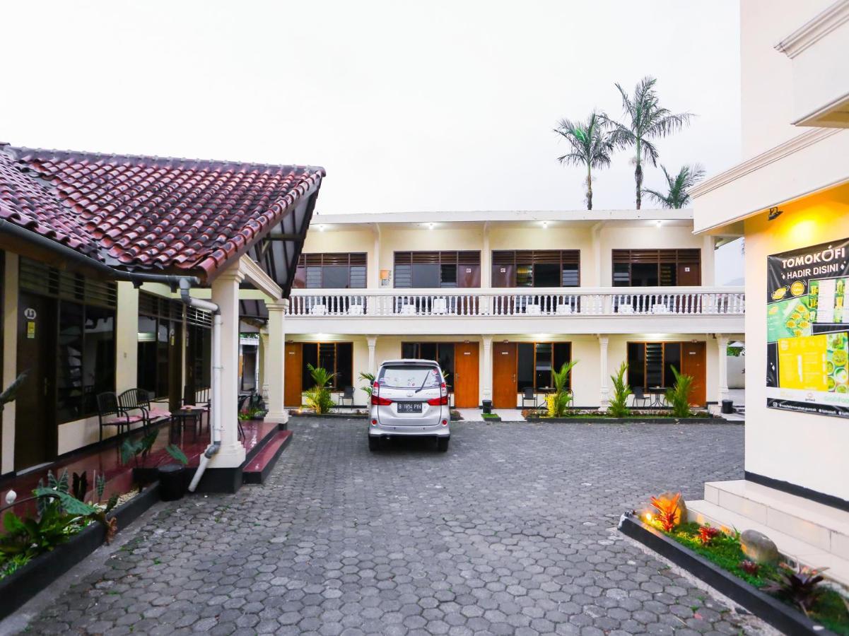 בוגור Oyo 93136 Hotel Santo Djaya 2 מראה חיצוני תמונה