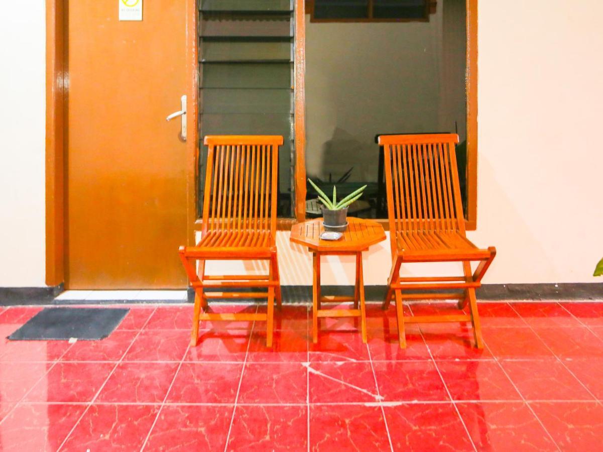 בוגור Oyo 93136 Hotel Santo Djaya 2 מראה חיצוני תמונה